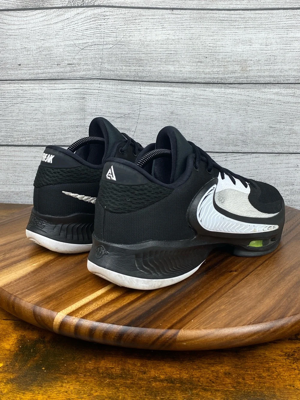 Nike zoom freak